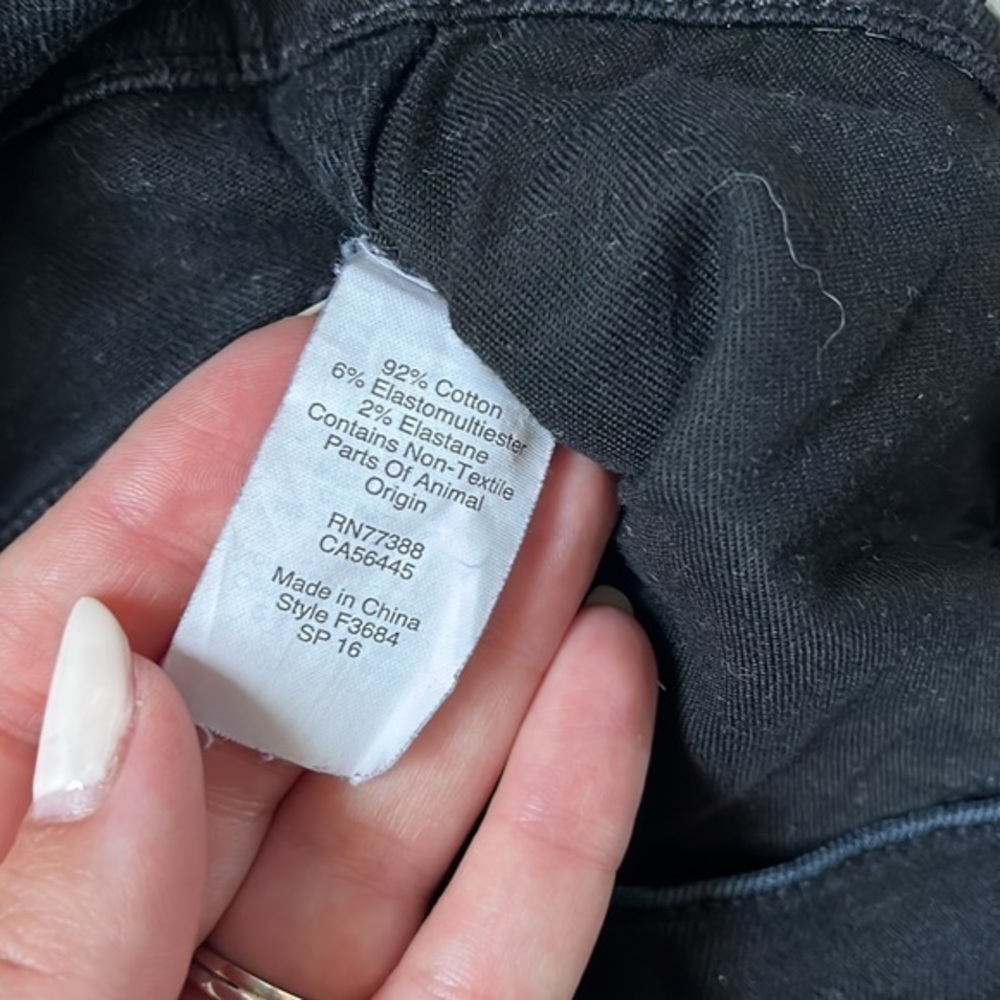 Madewell 10” High Riser‎ Skinny Jeans Dark Wash Distressed Hem and Knees Size 25 - Picture 7 of 9